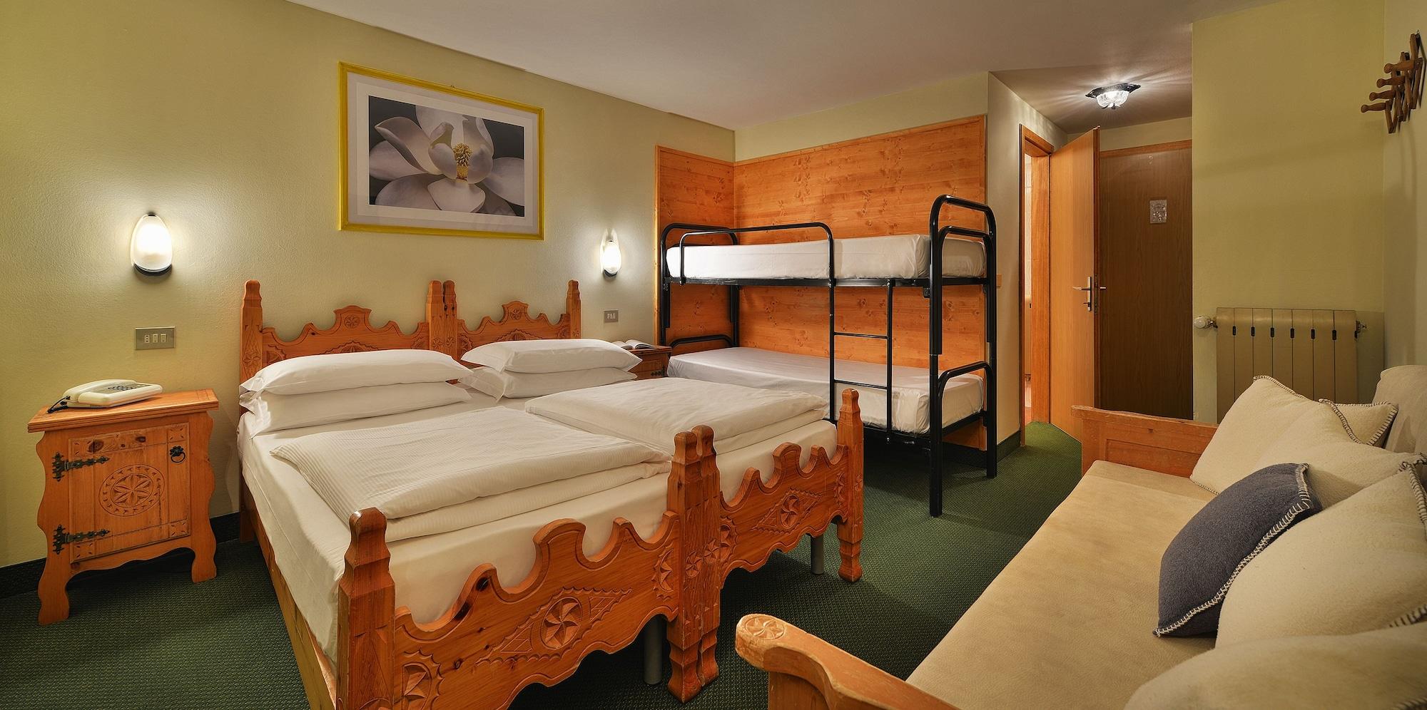 Hotel Loredana Livigno Luaran gambar