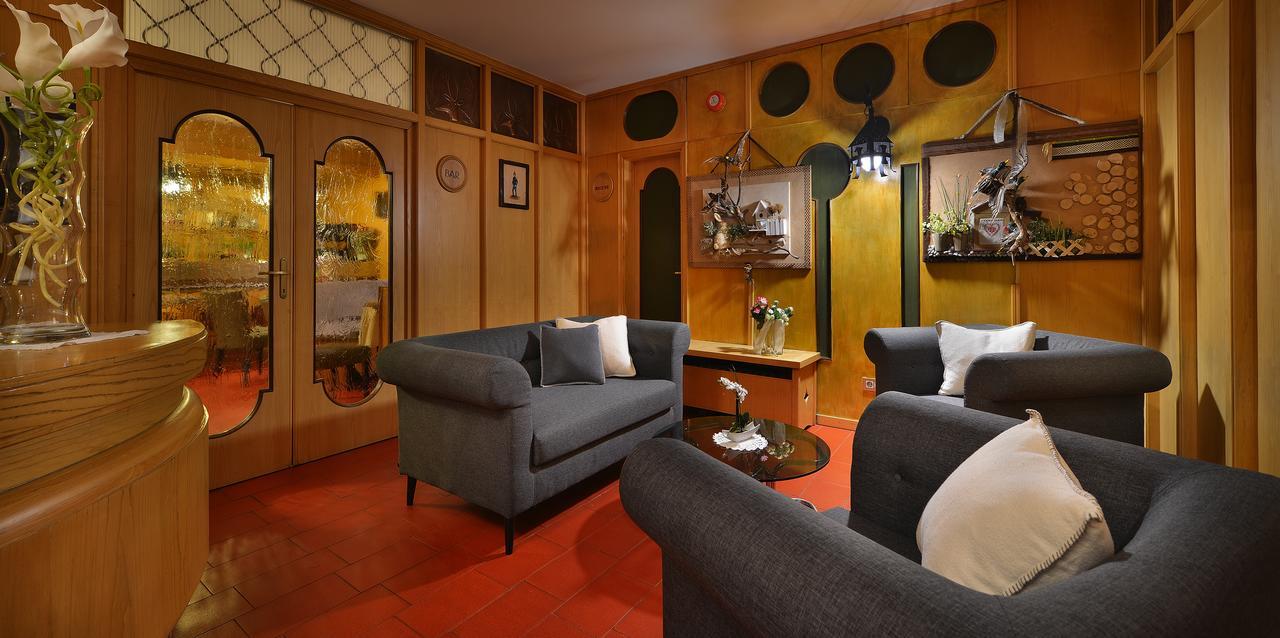 Hotel Loredana Livigno Luaran gambar