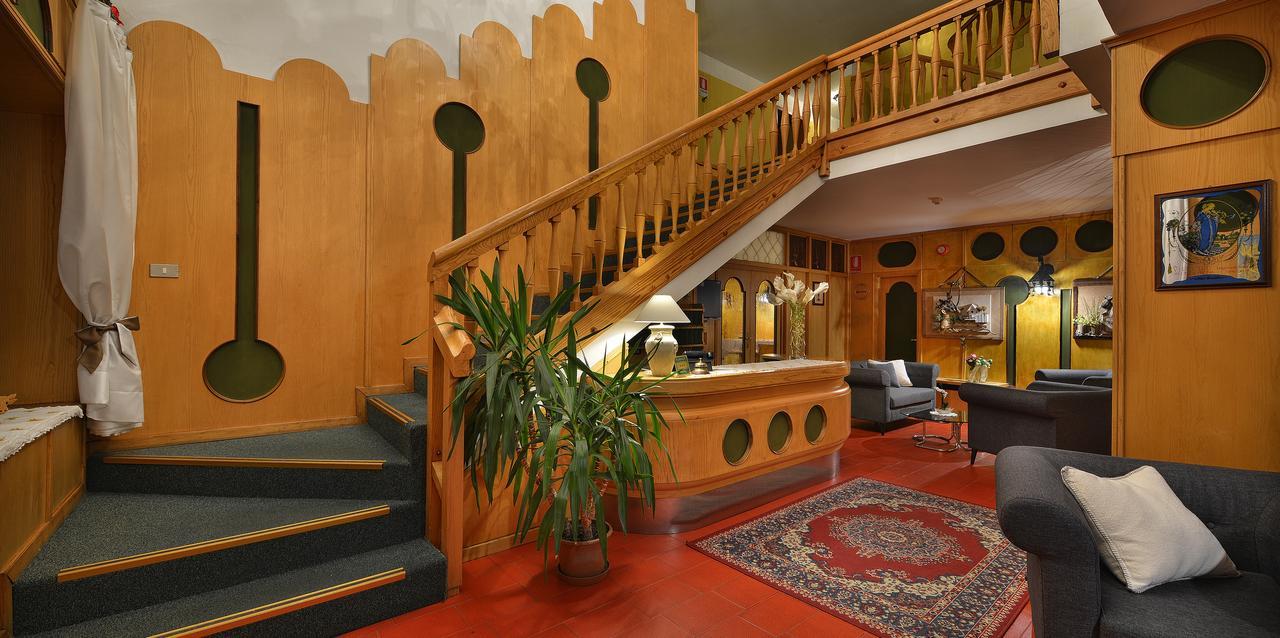 Hotel Loredana Livigno Luaran gambar