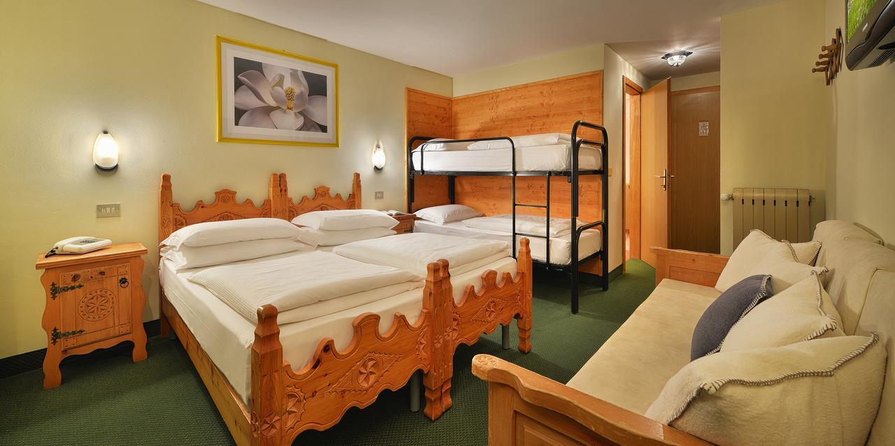 Hotel Loredana Livigno Luaran gambar